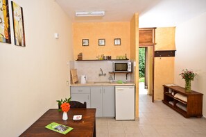 Chambre Double | Coin cuisine privé
