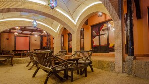Lobby sitting area - Dar Ikalimo Ourika (Sti Fadma)