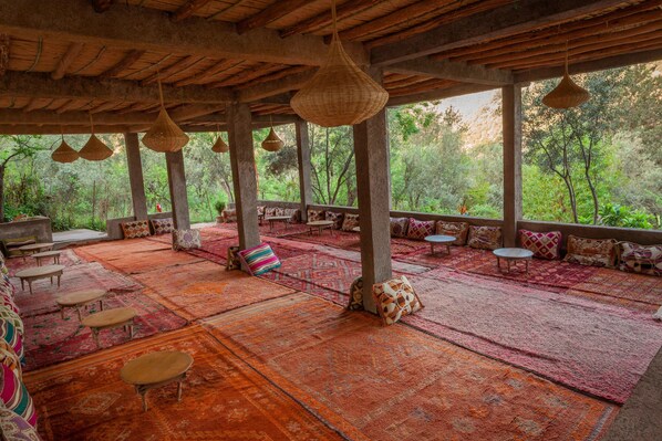 Breakfast, lunch, dinner served; Moroccan cuisine - Dar Ikalimo Ourika (Sti Fadma)