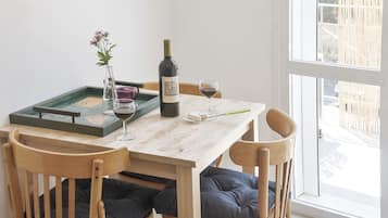 Apartment, 2 Bedrooms (Carmel) | In-room dining