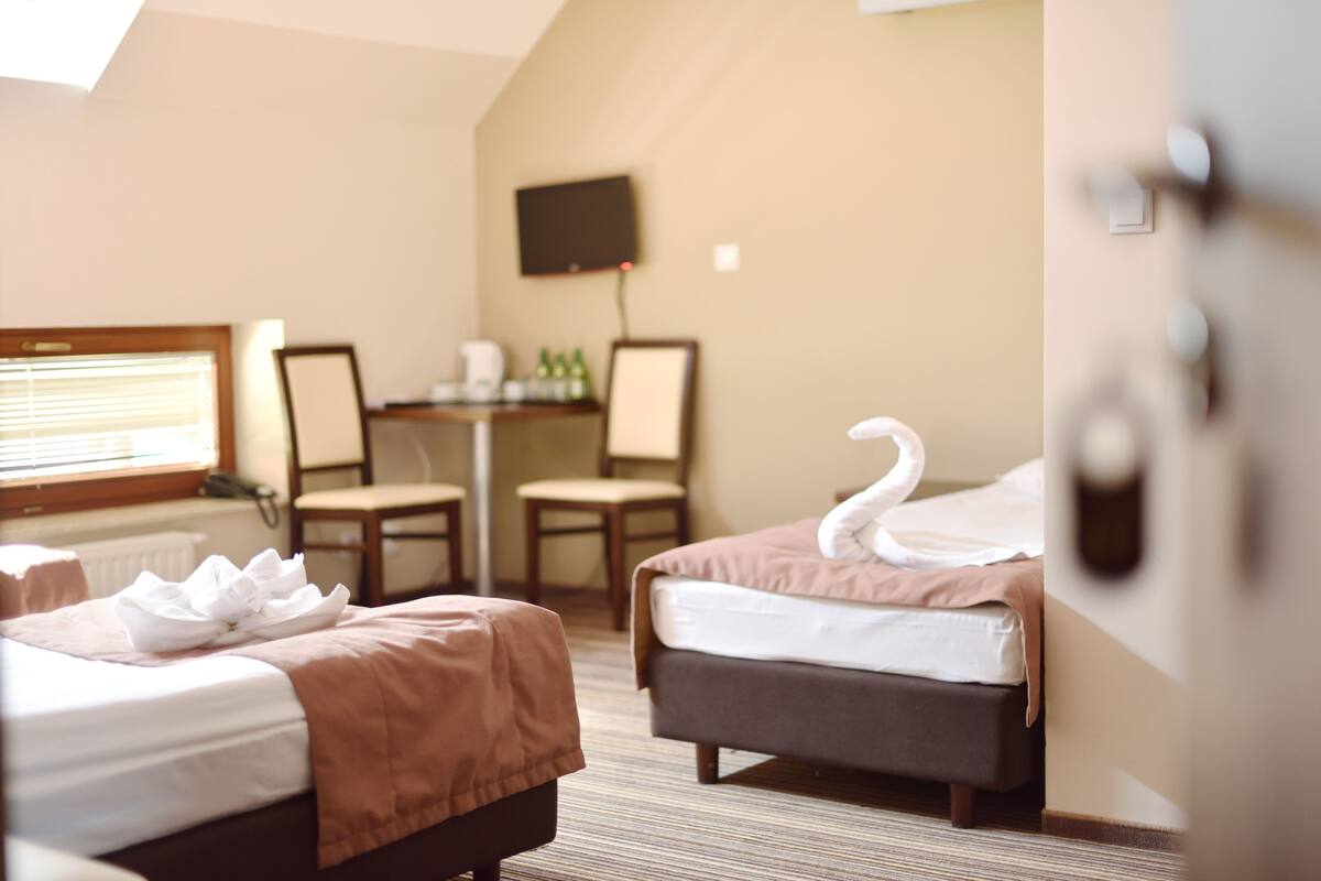 Triple Room, 3 Single Beds
