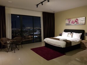 디럭스 아파트 (Queen Apartment) | 미니바, 책상, 다리미/다리미판, 휠체어로 이용 가능