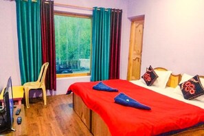 Camas plegables/adicionales y ropa de cama 