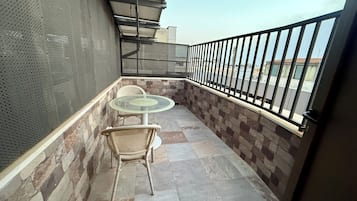 Royal Room | Terrace/patio