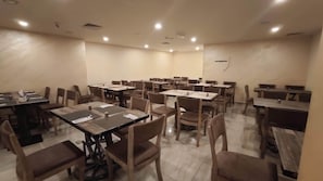 Breakfast served - Jewheret Alswefiah hotel suites (Amman)