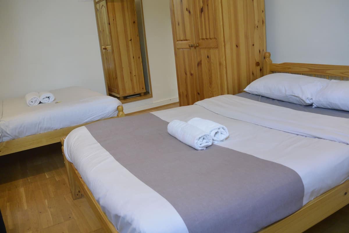 Family Room, Private Bathroom | WiFi (free)