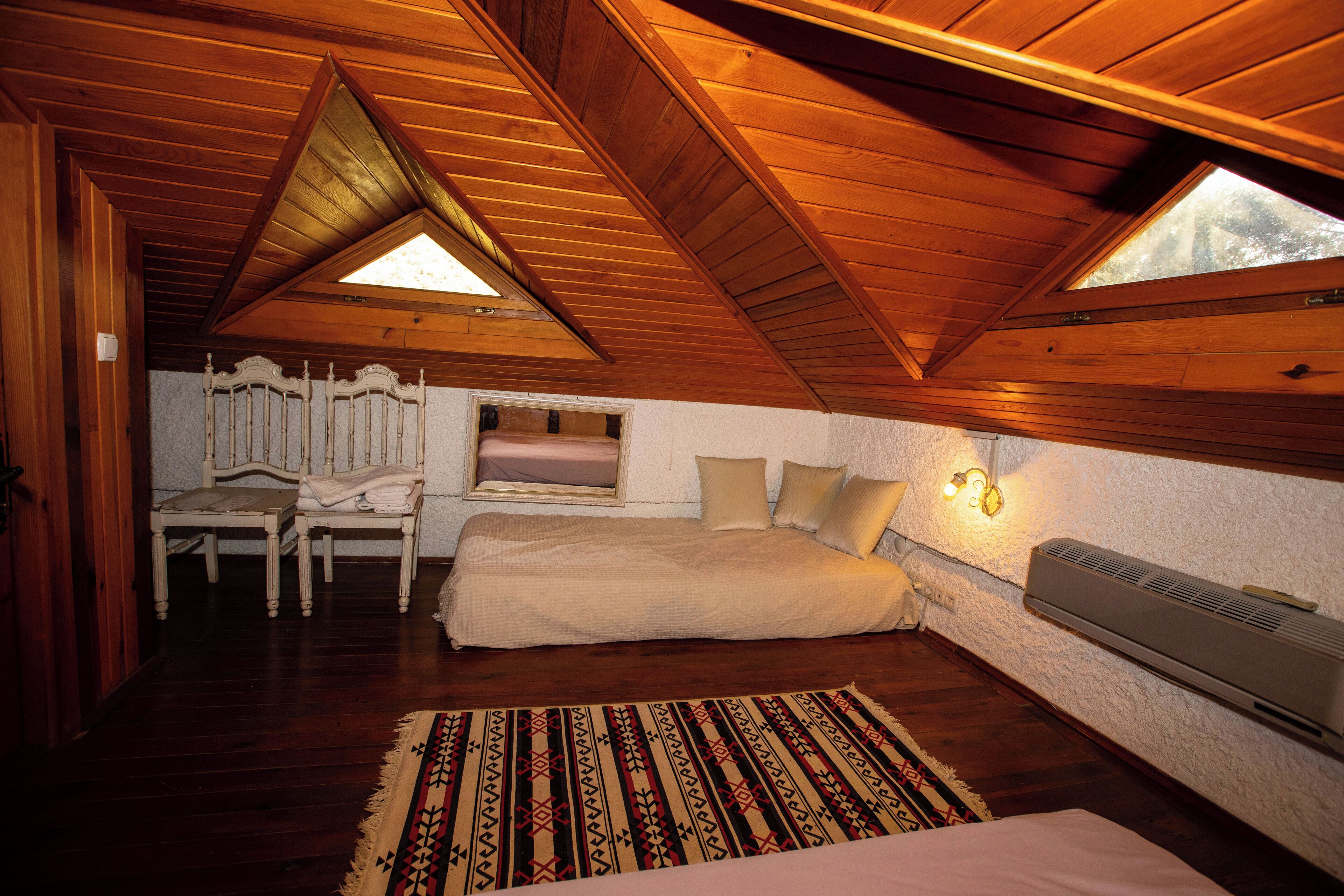 Standard Loft, 1 Double Bed | Room amenity