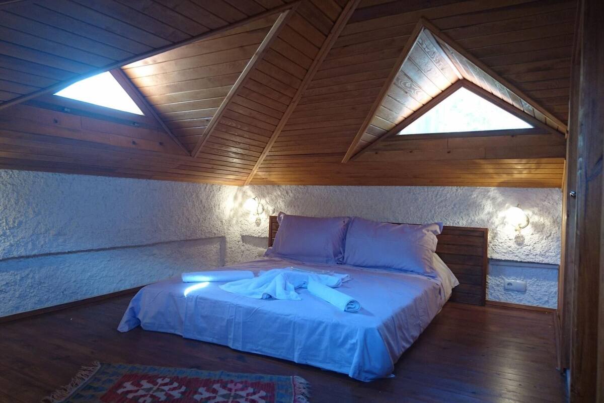 Select Comfort beds, soundproofing, iron/ironing board (on request)