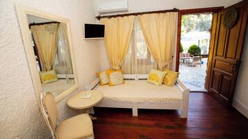 Deluxe Double Room, 1 Double Bed, Garden View, Garden Area | Select Comfort beds, individually decorated, individually furnished