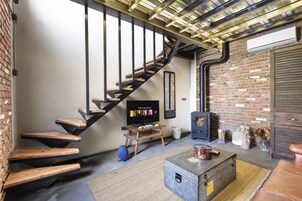 Design Suit Somineli ve Jakuzi | Oturma alanı