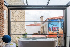 Design Suit Somineli ve Jakuzi | View from room - Hotel Pop Alacati (Cesme)