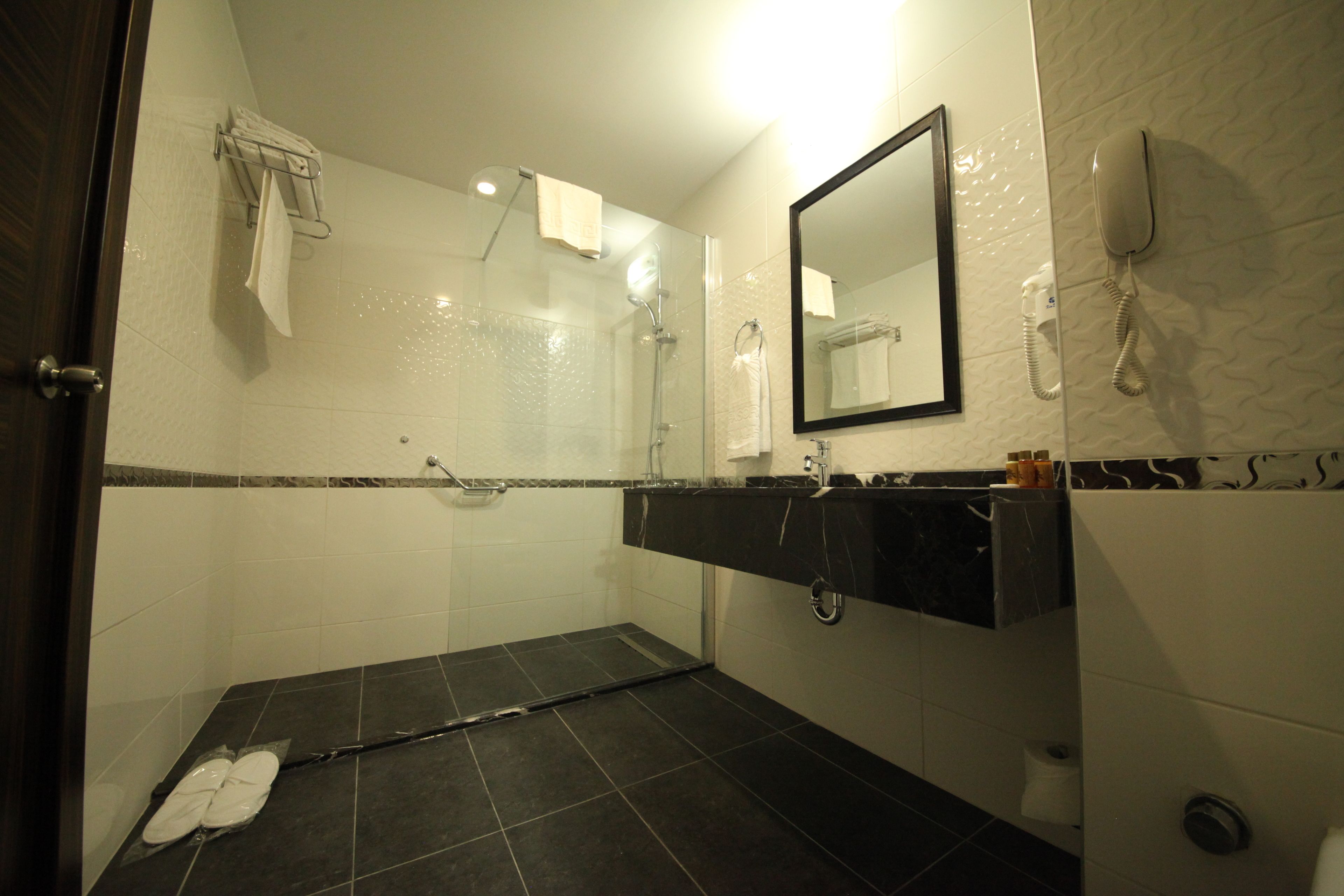Bathroom shower