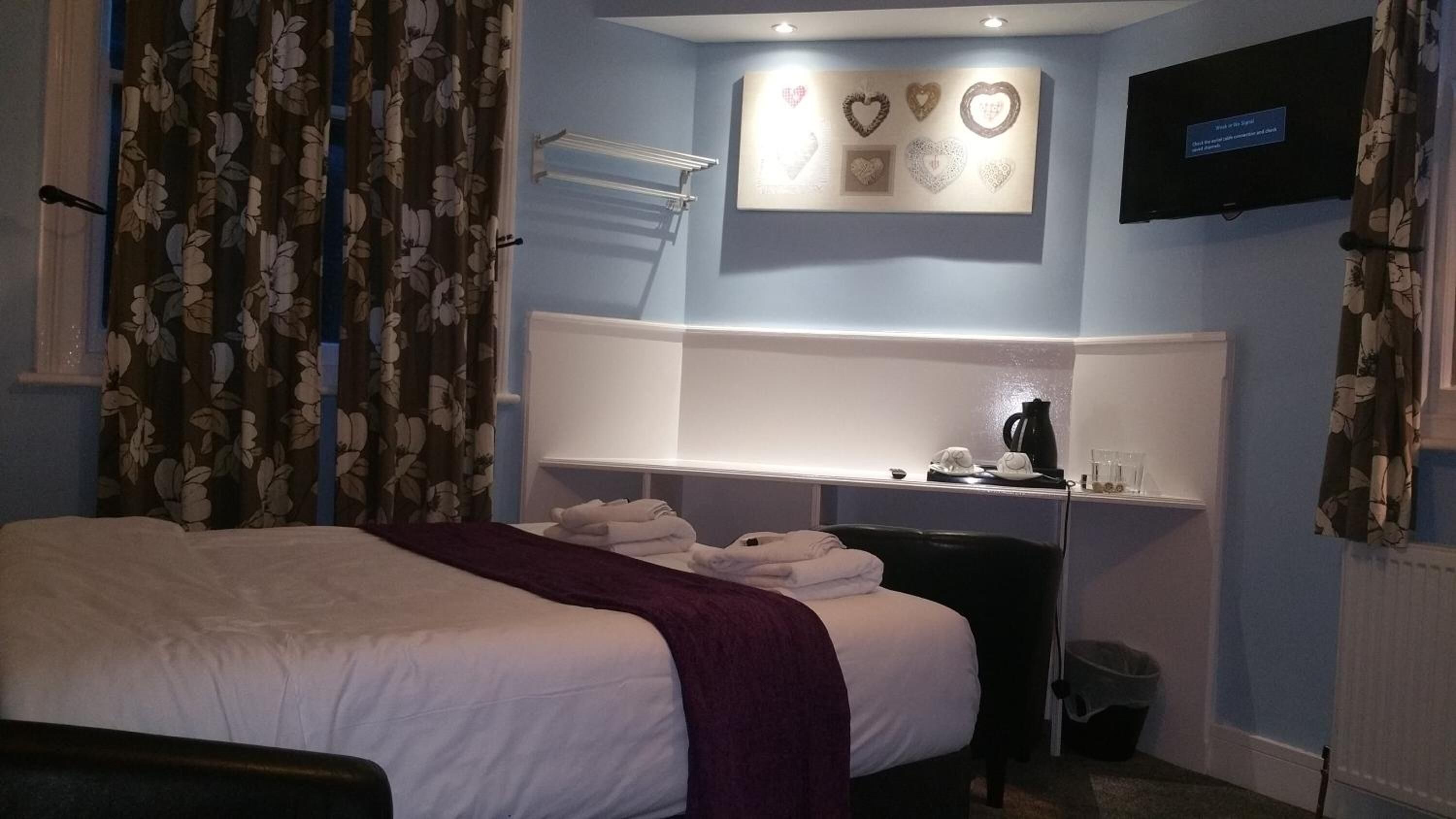 Foto - Ali Inn Oxford