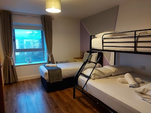 Apartment, 2 Bedrooms (Sleep 6)