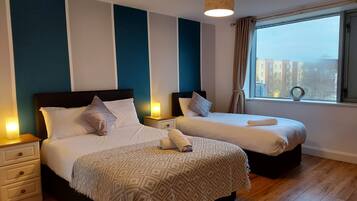 Appartement, 2 slaapkamers (Sleep 5) | Een bureau, een strijkplank/strijkijzer, gratis wifi, beddengoed