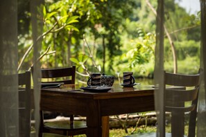 Daily buffet breakfast for a fee - DCanal House (Mirissa)