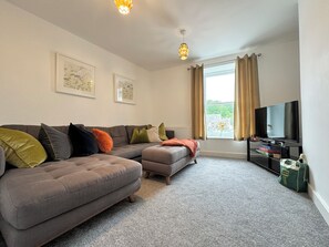 4 habitaciones, tabla de planchar con plancha y wifi gratis 