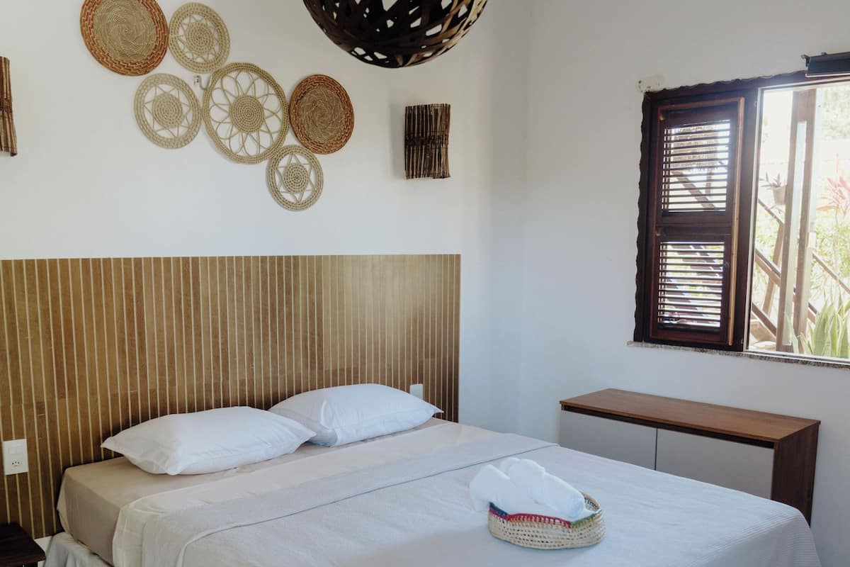 Habitación doble Deluxe, 1 cama Queen size | Minibar y wifi gratis 
