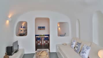 Romantic Suite, 1 Bedroom, Jetted Tub (Panoramic View) | 1 bedroom, Egyptian cotton sheets, premium bedding, memory foam beds