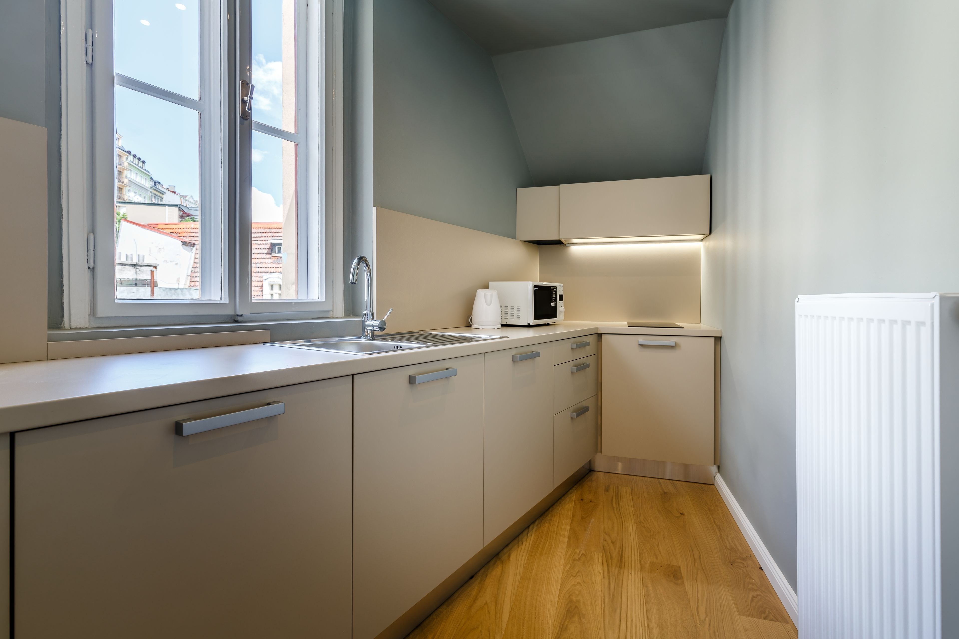 プレミアム アパートメント 1 ベッドルーム 簡易キッチン リバービュー (55 sqm) | 専用簡易キッチン | 冷蔵庫、電子レンジ、コンロ、エスプレッソマシン