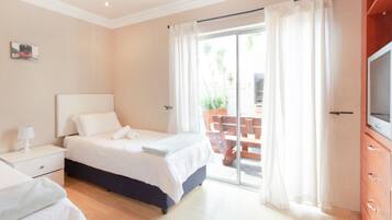 House, 4 Bedrooms | 4 bedrooms, premium bedding, down duvets, in-room safe