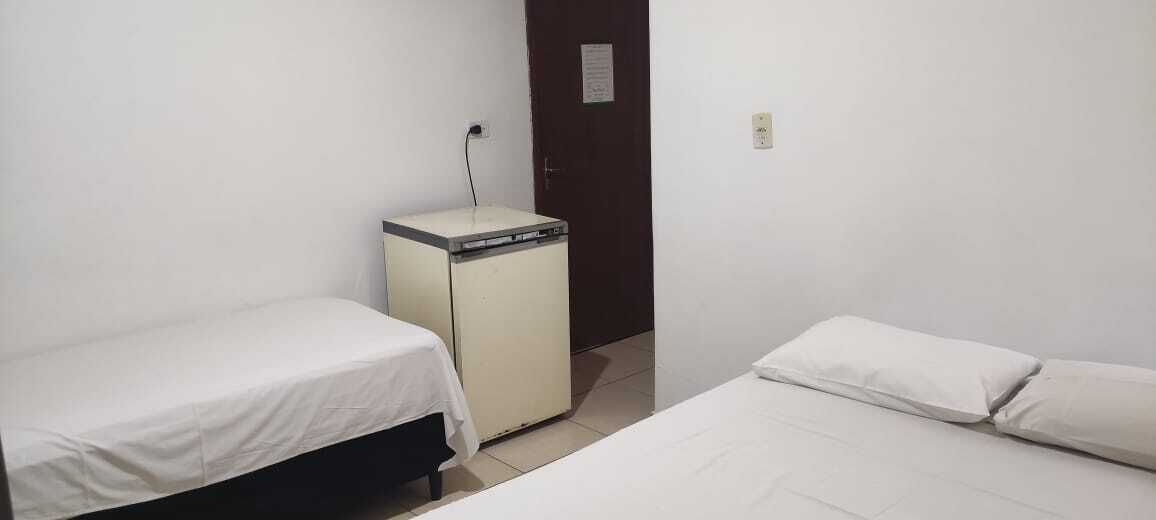 twin room | 1 bedroom, desk, free wifi, bed sheets
