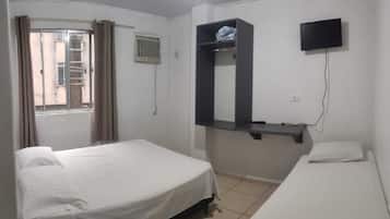 Quarto duplo | 1 quarto, escrivaninha, Wi-Fi de cortesia, roupa de cama