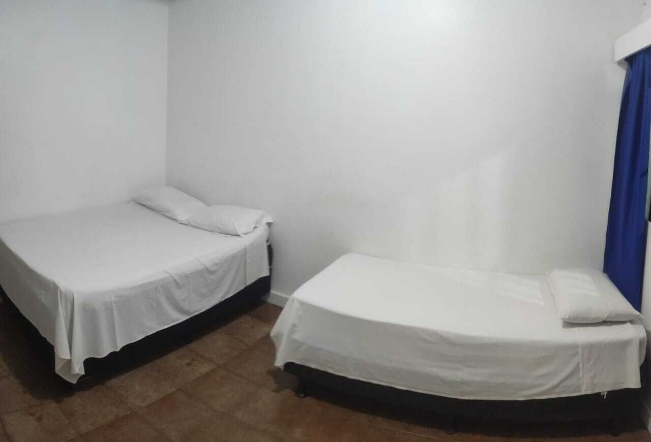 twin room | 1 bedroom, desk, free wifi, bed sheets