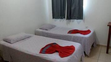 Phòng | 1 phòng ngủ, bàn, truy cập Internet không dây miễn phí, bộ trải giường