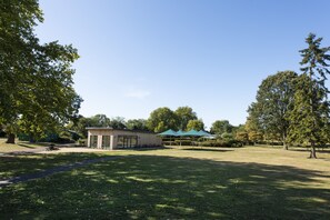Land view from property - Apartments on the Park (Harrow)