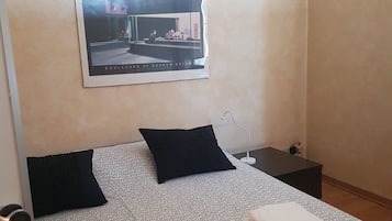Studio | Free cribs/infant beds, free WiFi