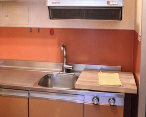 Studio | Dapur kecil peribadi