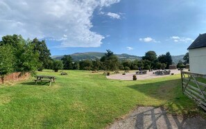 Terrace/patio - The Old Rectory Country Hotel (Crickhowell)