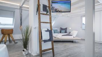 Superior Apartment | 1 bedroom, premium bedding, desk, soundproofing