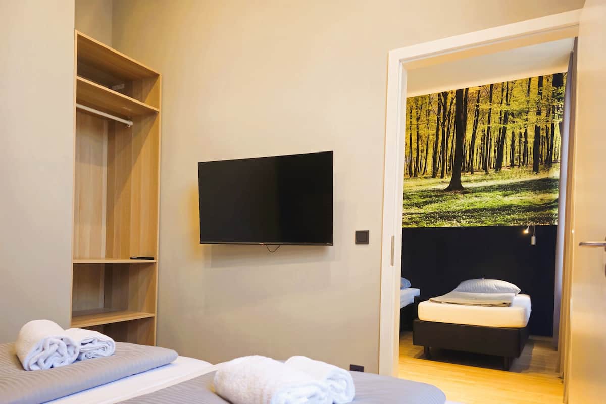 Superior Room | Minibar, desk, soundproofing, iron/ironing board