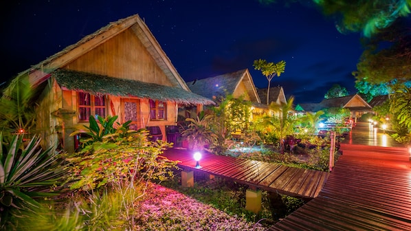 標準單棟小屋 | 獨特設計、獨特裝修、書桌、遮光窗簾/窗簾