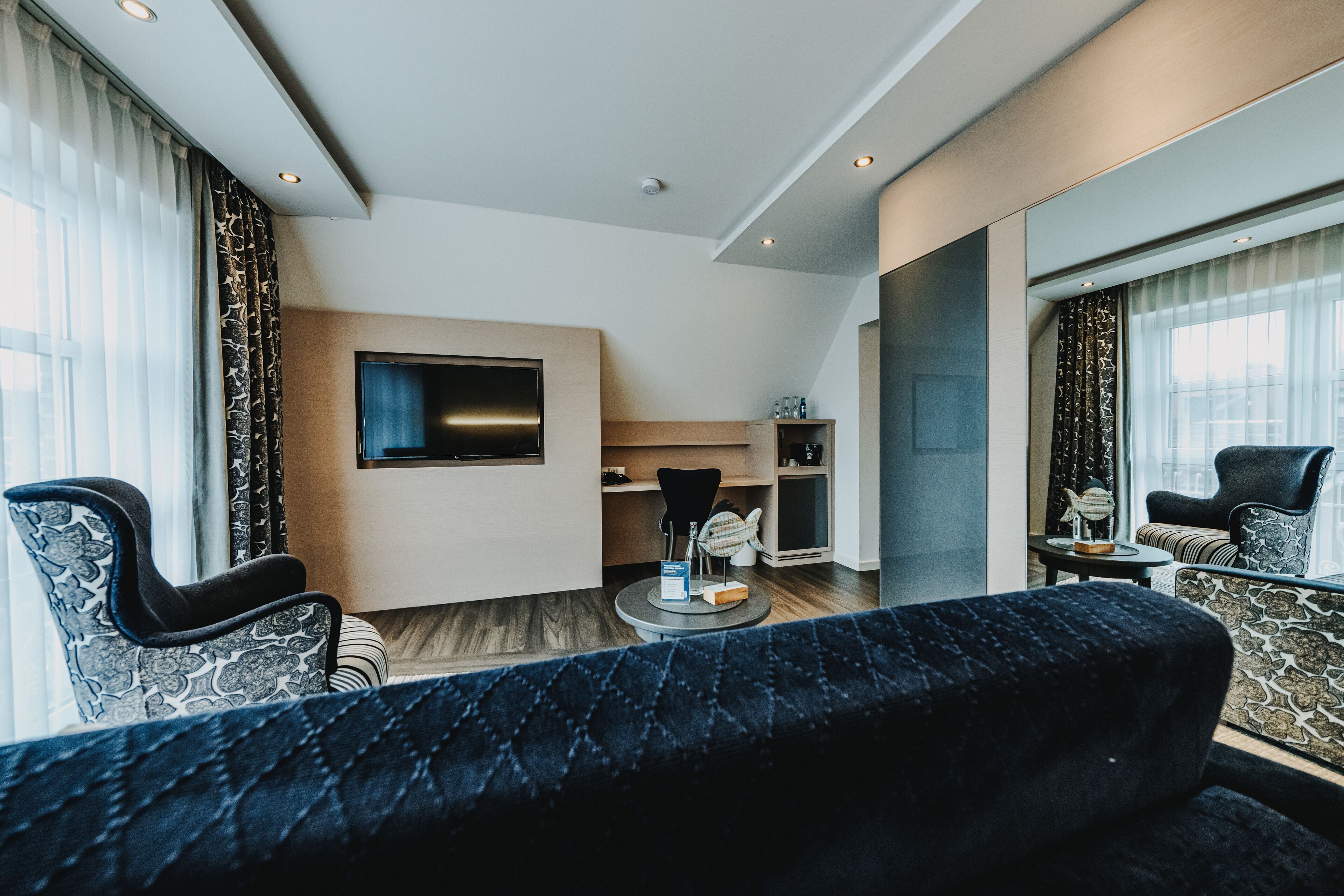 deluxe double room, balcony | 1 bedroom, minibar, in-room safe, desk