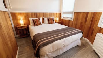 Standard Double Room, 1 Double Bed | Premium bedding, iron/ironing board, free WiFi, bed sheets