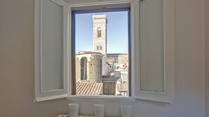 Unclassified image, 5 of 27, button - Giotto Apartment by Home Sharing (Florence)