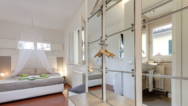 Unclassified image, 1 of 27, button - Giotto Apartment by Home Sharing (Florence)