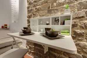 아파트, 침실 1개 (Via del Corso 16, Florence) | 객실 내 식사 공간