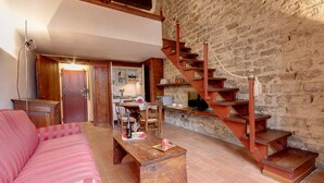 Apartment (Borgo San Jacopo 21, Florence) | Living area - Ponte Vecchio Suite by Home Sharing (Florence)