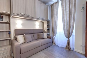 Studio (Via De Macci 31, Florence) | Kostenloses WLAN