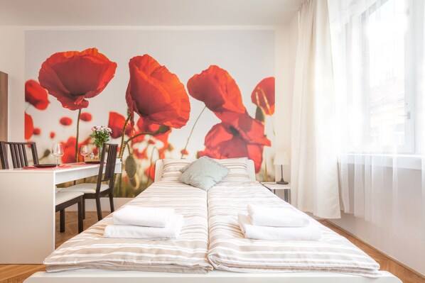 Comfort Studio | Living area | Flat-screen TV - Charles Square  ApartMeet (Prague)