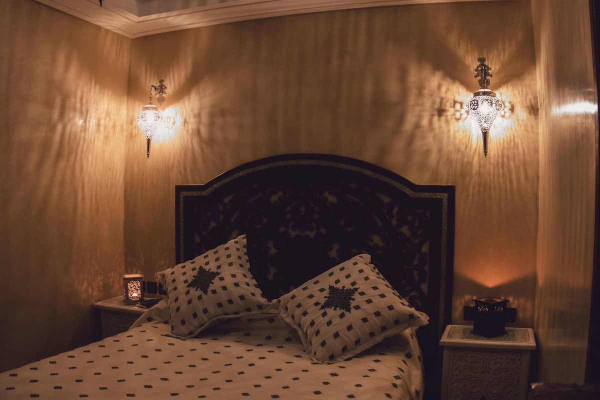 Premium bedding, free WiFi