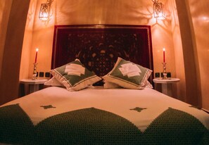Ropa de cama de alta calidad y wifi gratis