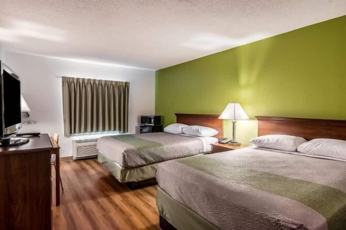 Insonorización, wifi gratis y ropa de cama