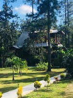 Caja de seguridad en la habitación y cortinas blackout 