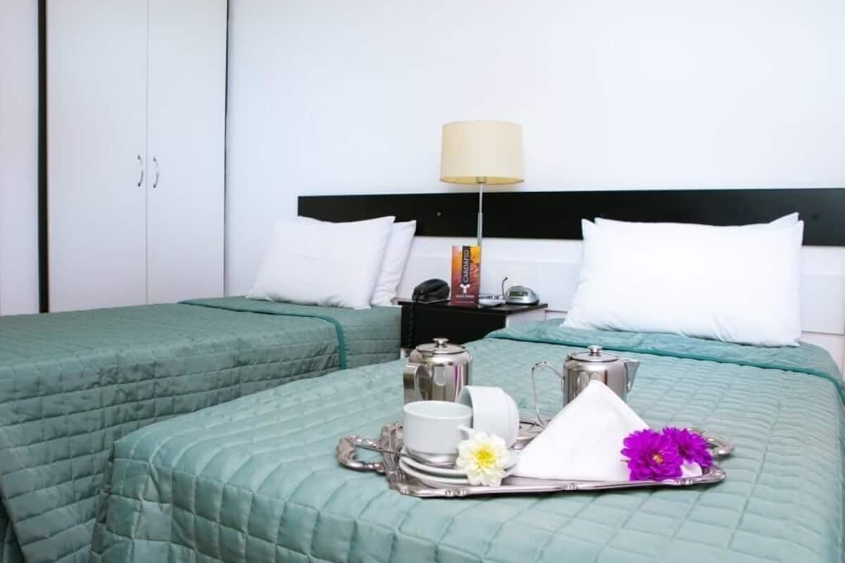 Minibar, accĂšs au Wi-Fi (inclus), literie fournie
