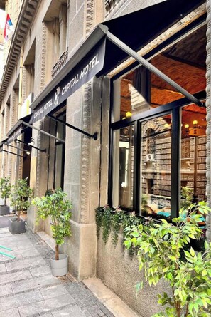 Front of property - Hotel Capital (Belgrade)